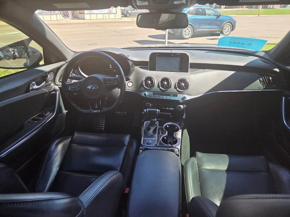 2020 Kia Stinger GT - Image 4 of 5