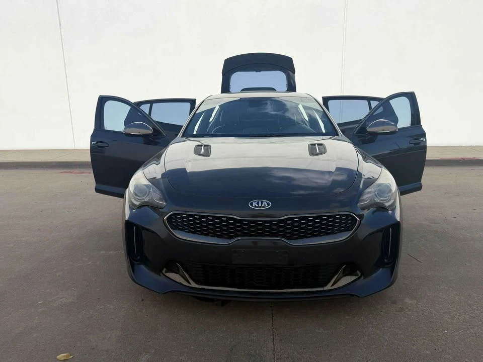 2020 Kia Stinger GT - Image 10 of 19