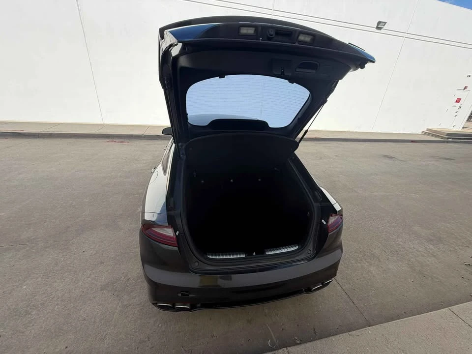 2020 Kia Stinger - Image 7 of 19