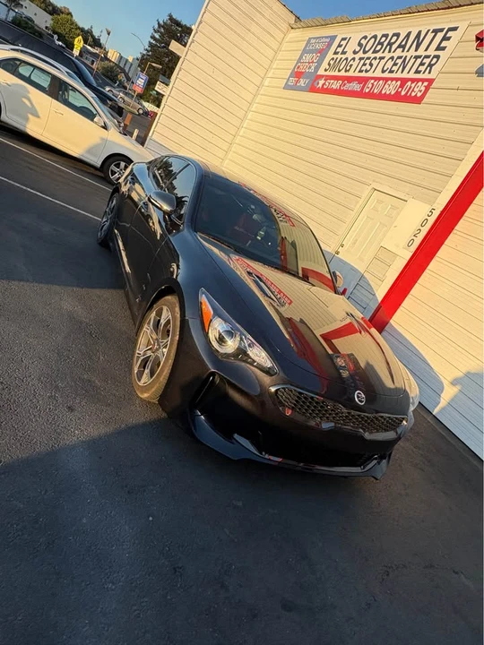 2020 Kia Stinger GT - Image 4 of 8