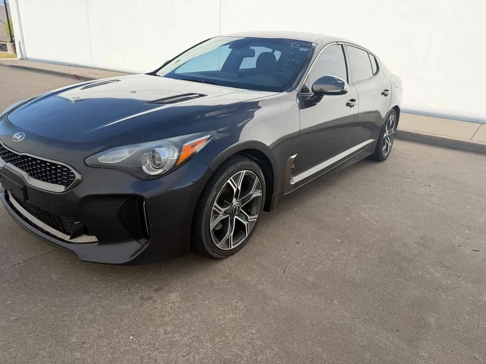 2020 Kia Stinger - Image 12 of 20