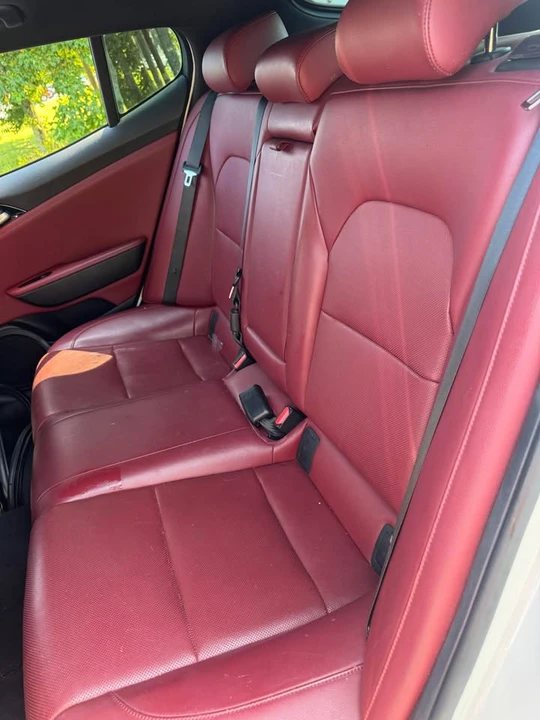 2020 Kia Stinger GT - Image 6 of 8