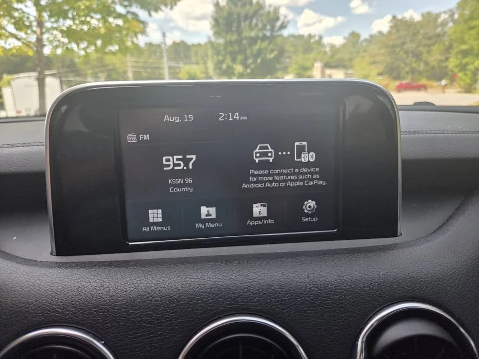 2020 Kia Stinger GT - Image 16 of 19
