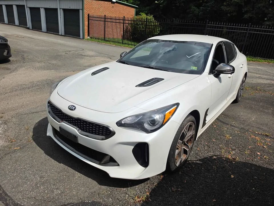 2020 Kia Stinger GT - Image 2 of 6