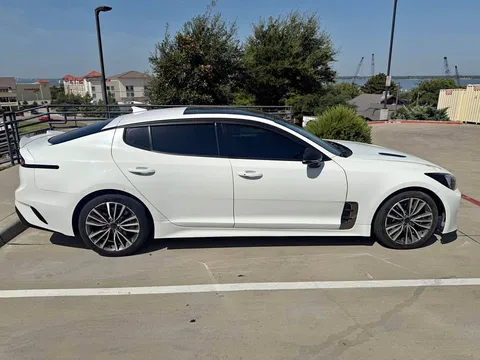 2020 Kia Stinger GT-Line Sedan 4D
