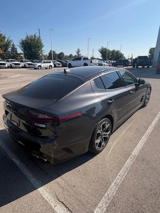 2020 Kia Stinger GT - Image 4 of 11