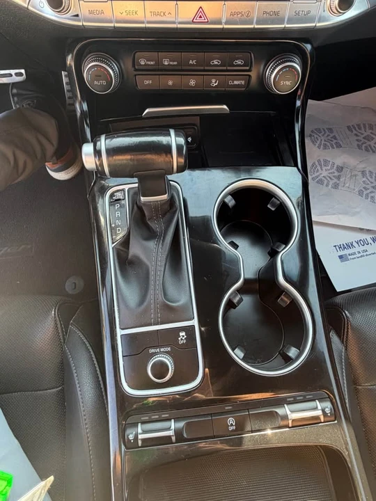 2020 Kia Stinger GT - Image 9 of 11