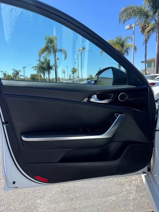 2020 Kia Stinger GT - Image 8 of 13