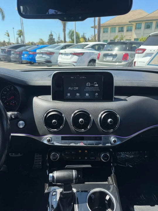 2020 Kia Stinger GT - Image 7 of 13