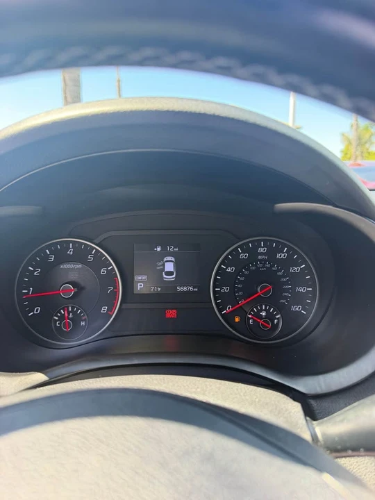 2020 Kia Stinger GT - Image 11 of 14