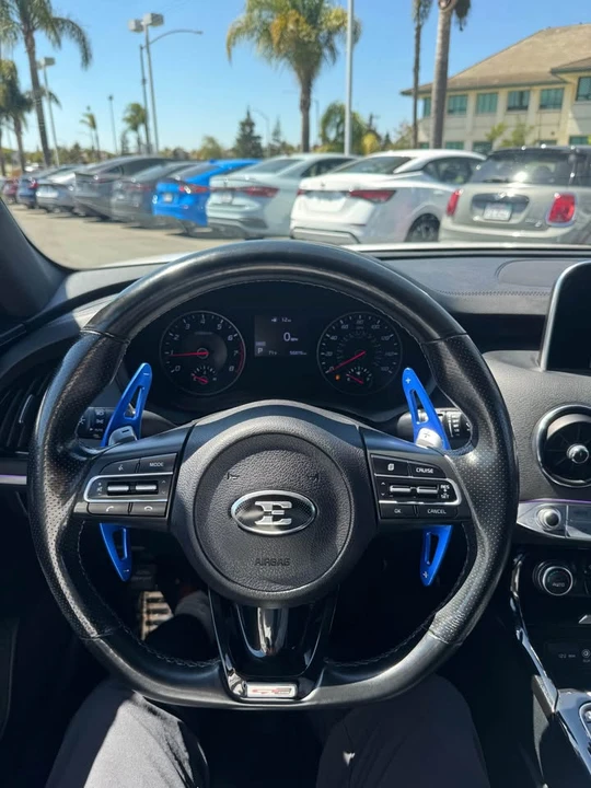 2020 Kia Stinger GT - Image 6 of 13