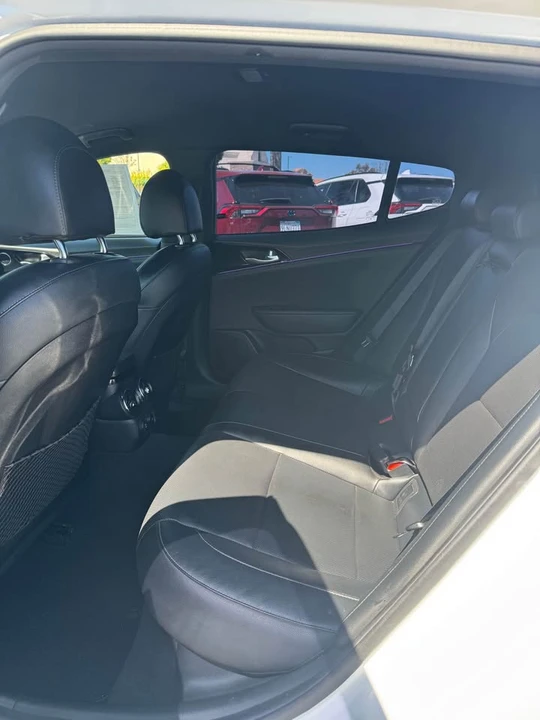 2020 Kia Stinger GT - Image 10 of 13