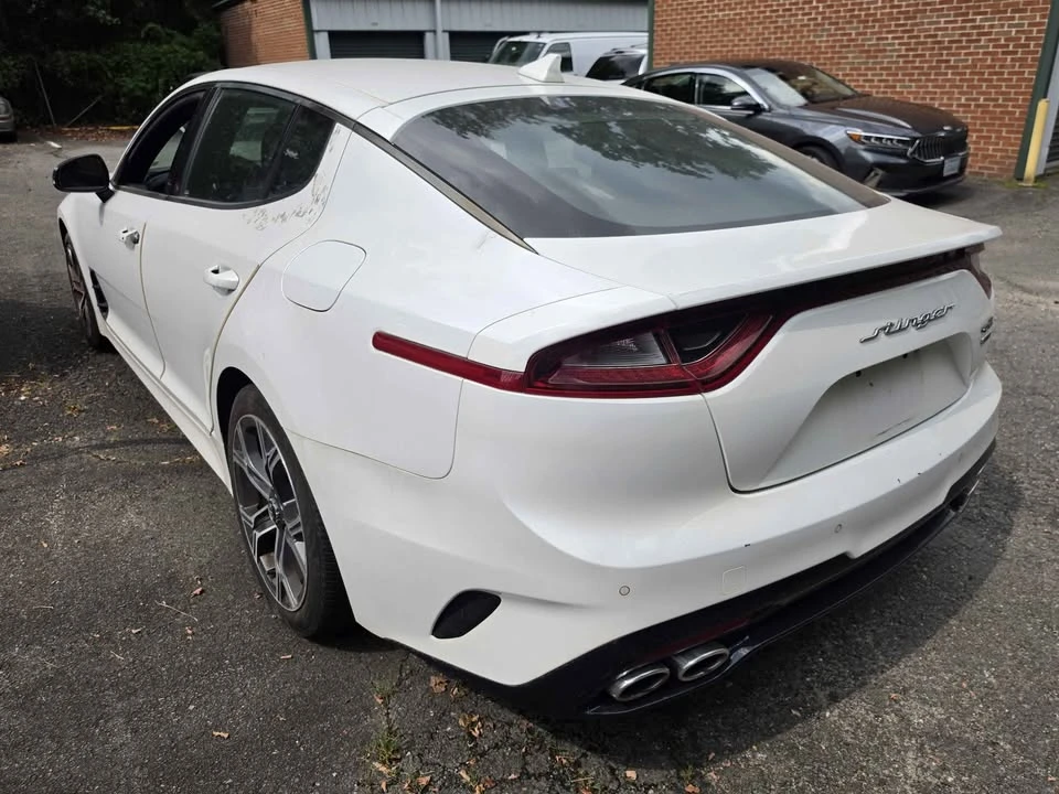 2020 Kia Stinger GT - Image 10 of 14