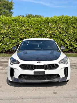 2020 Kia Stinger GT-Line Sedan 4D