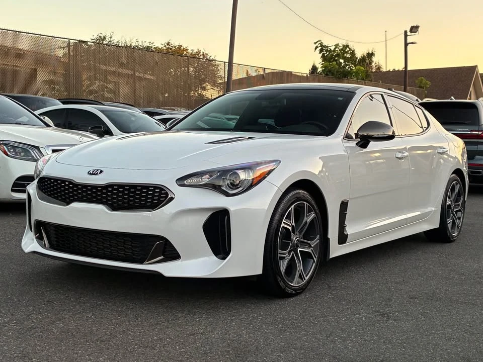 2020 Kia Stinger GT - Image 2 of 20