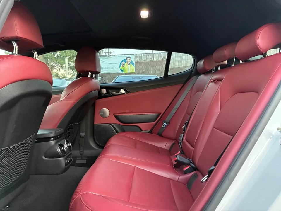2020 Kia Stinger GT - Image 11 of 20