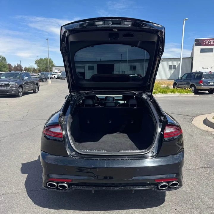 2020 Kia Stinger GT - Image 5 of 16