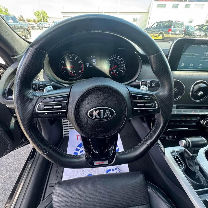 2020 Kia Stinger GT - Image 12 of 16