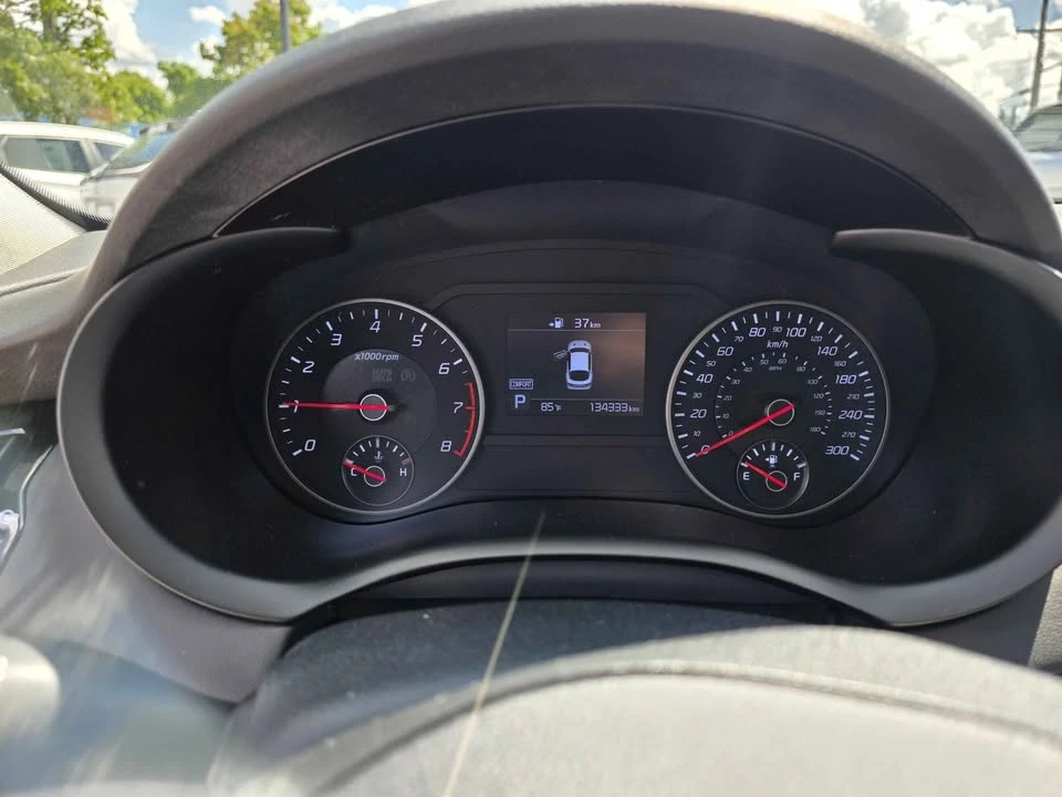 2020 Kia Stinger GT - Image 6 of 9
