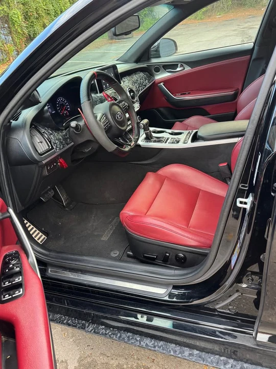 2020 Kia Stinger GT - Image 7 of 17
