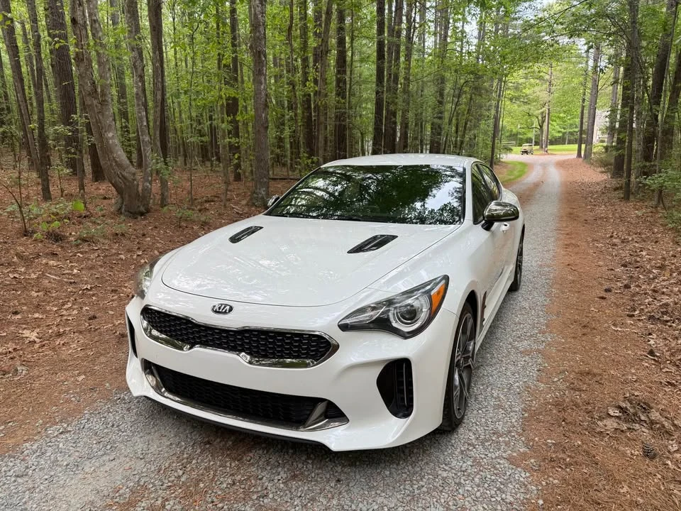 2020 Kia Stinger GT - Image 2 of 16