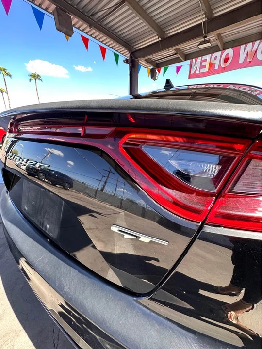 2020 Kia Stinger GT - Image 14 of 20