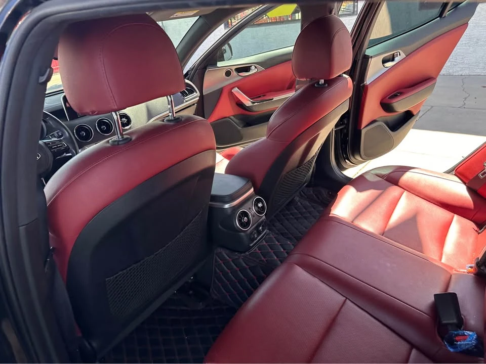 2020 Kia Stinger GT - Image 19 of 20