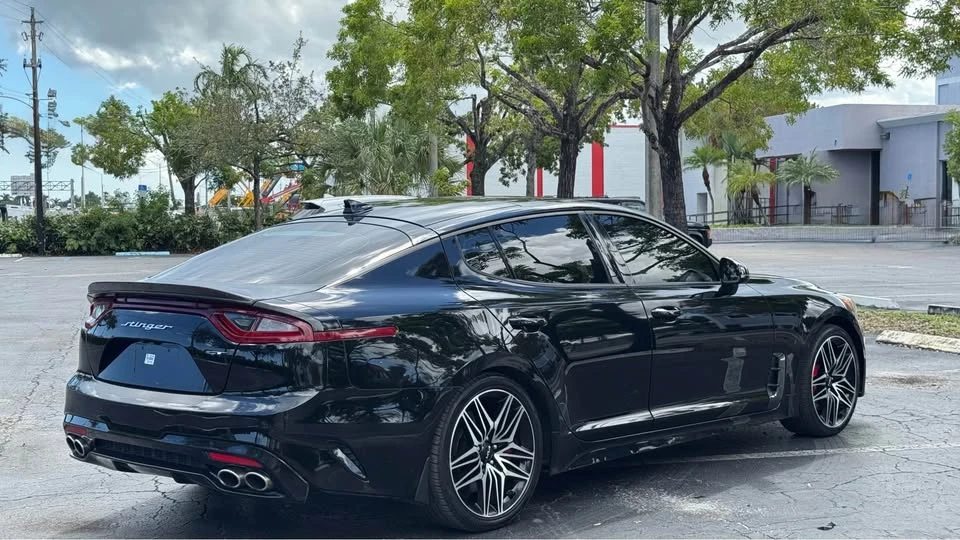 2020 Kia Stinger GT - Image 8 of 20