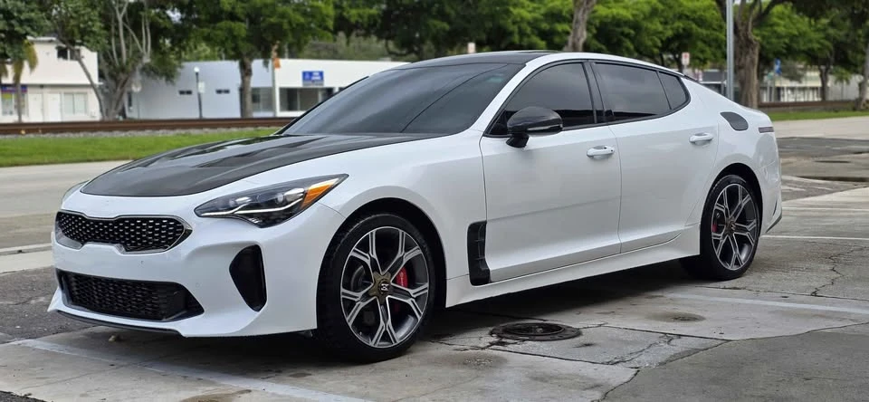 2020 Kia Stinger GT - Image 3 of 11