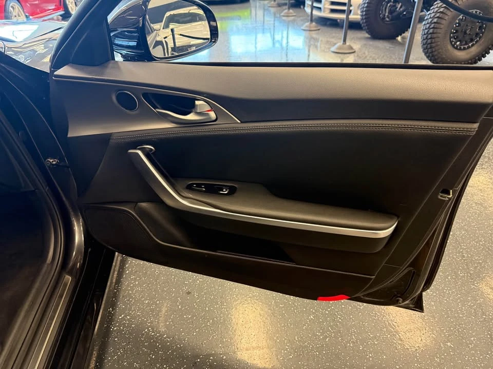 2020 Kia Stinger GT - Image 15 of 20