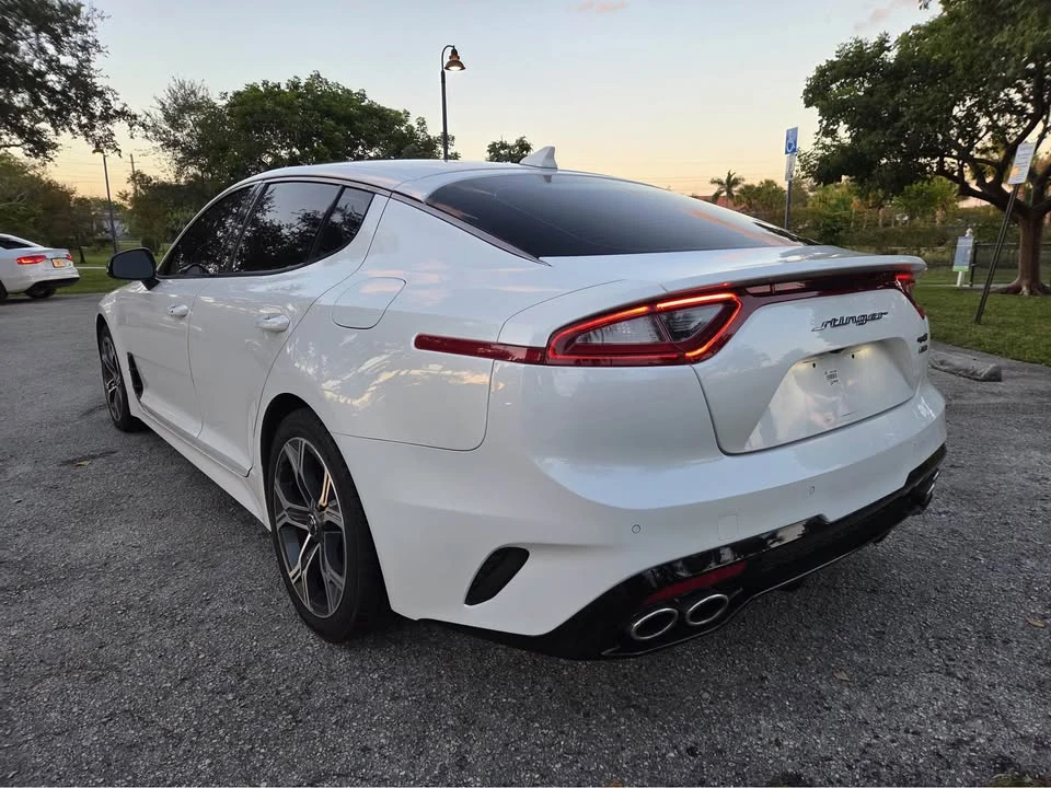 2020 Kia Stinger GT - Image 4 of 12
