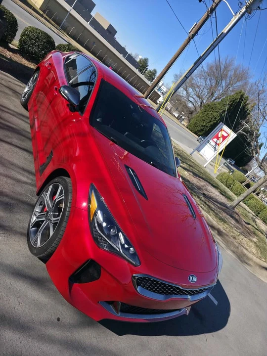 2020 Kia Stinger GT - Image 2 of 10