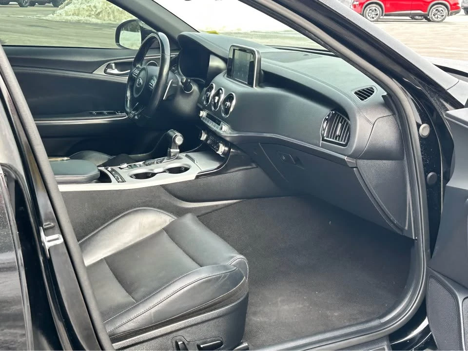 2020 Kia Stinger GT - Image 6 of 9