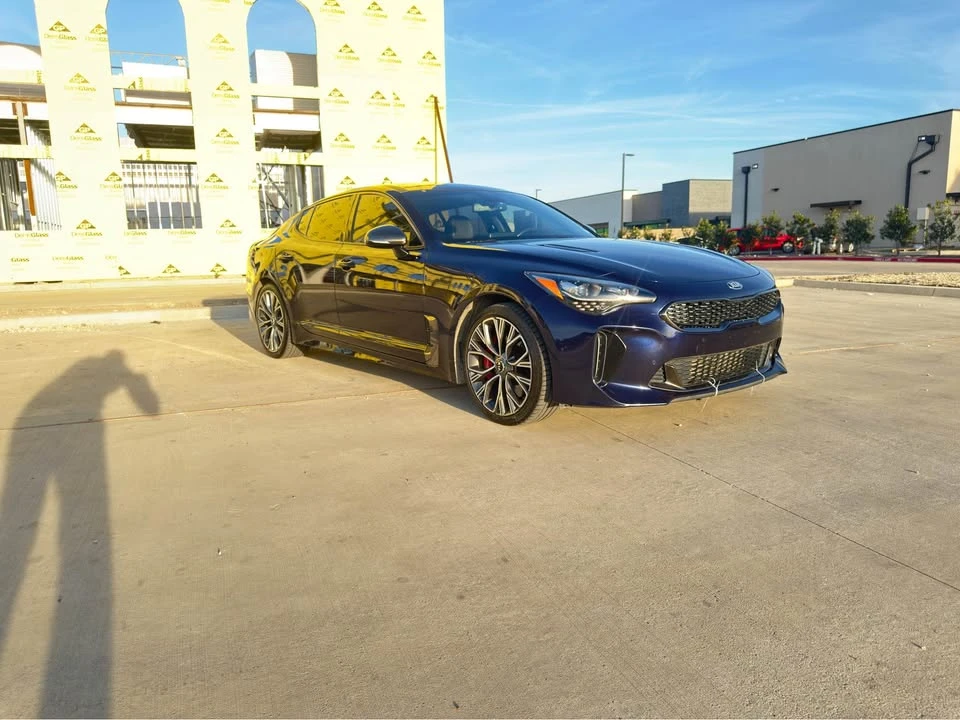 2020 Kia Stinger GT - Image 2 of 7