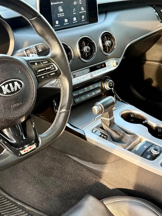 2020 Kia Stinger GT - Image 7 of 11