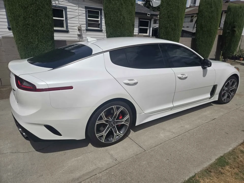 2020 Kia Stinger GT - Image 4 of 9