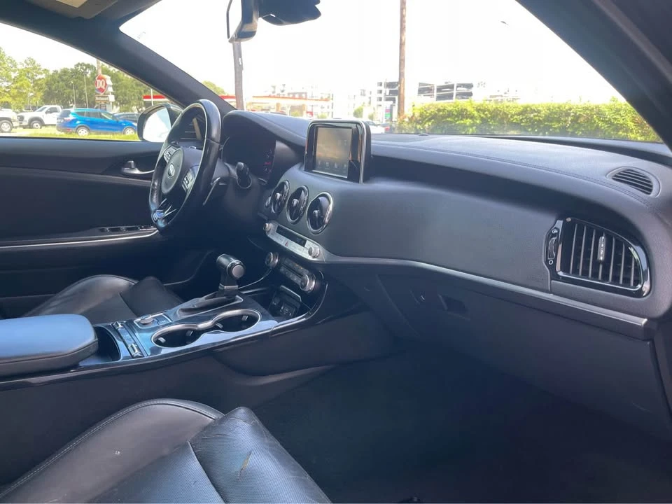 2020 Kia Stinger GT - Image 5 of 16