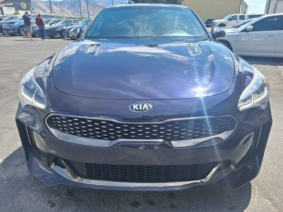 2020 Kia Stinger GT - Image 8 of 20