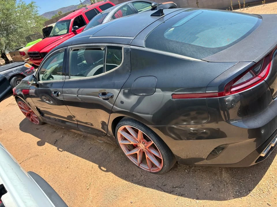 2020 Kia Stinger GT - Image 7 of 9