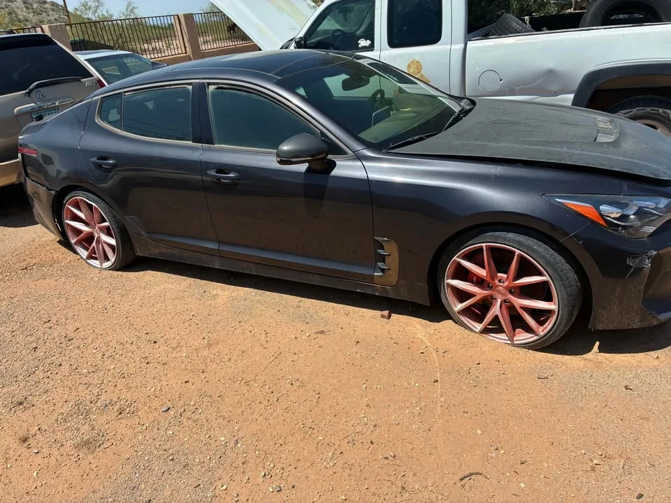 2020 Kia Stinger GT - Image 6 of 9