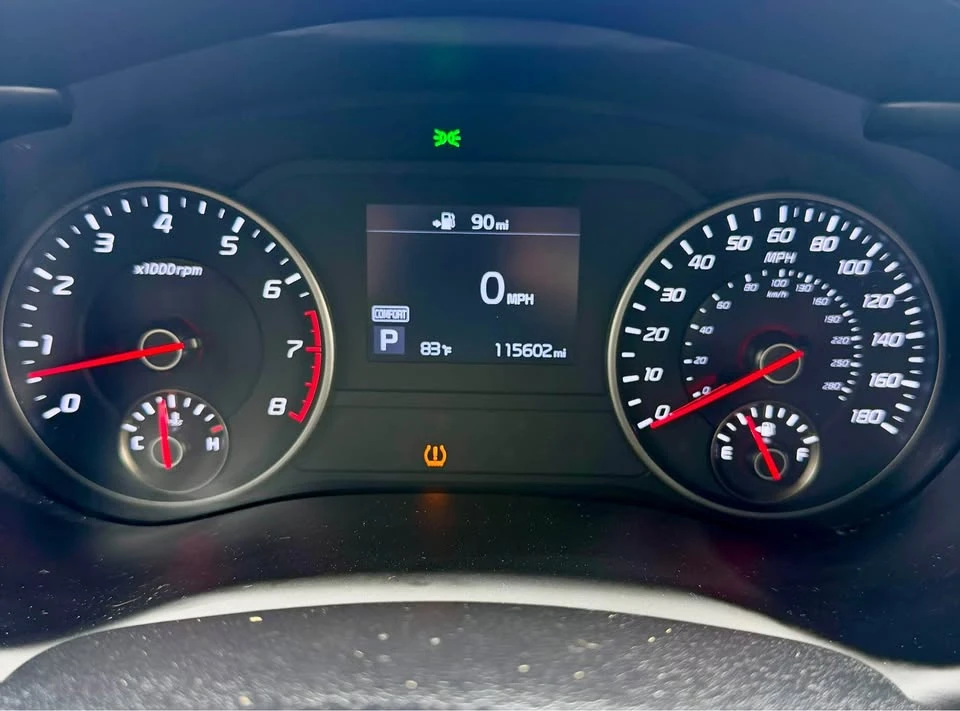 2020 Kia Stinger GT - Image 11 of 16