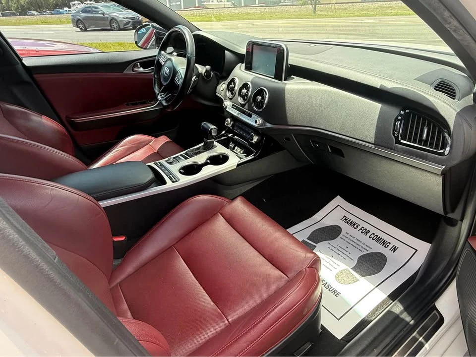 2020 Kia Stinger GT - Image 6 of 8