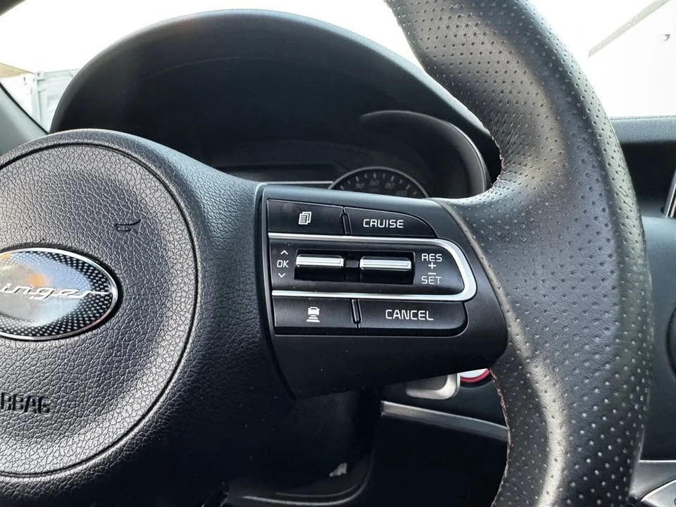 2020 Kia Stinger GT - Image 10 of 12
