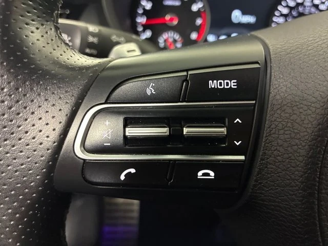 2020 Kia Stinger GT - Image 16 of 20