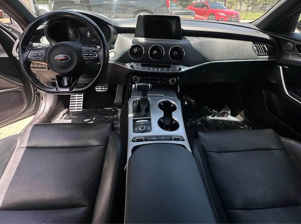 2020 Kia Stinger GT - Image 6 of 8