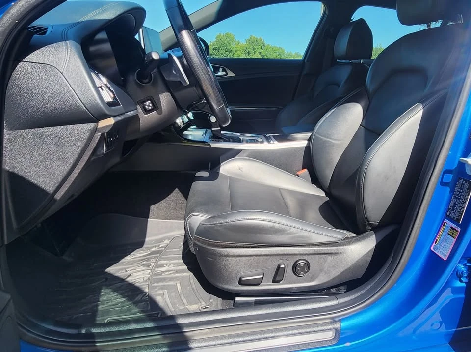 2020 Kia Stinger GT - Image 7 of 15