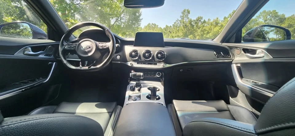 2020 Kia Stinger GT - Image 4 of 15
