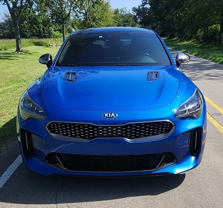 2020 Kia Stinger GT - Image 2 of 15