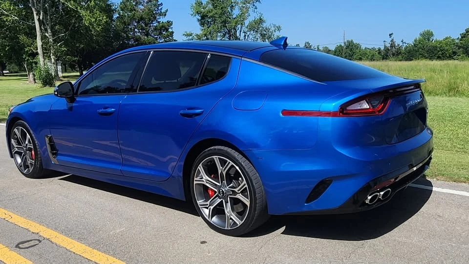 2020 Kia Stinger GT - Image 15 of 15