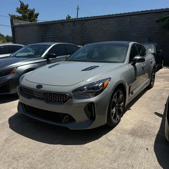 2020 Kia Stinger GT - Image 2 of 8